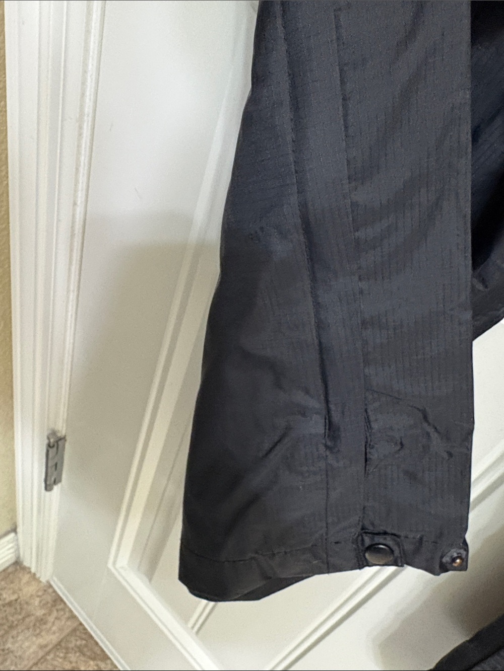 Karrimor Men's Black Waterproof Pants - Picture 11 of 13